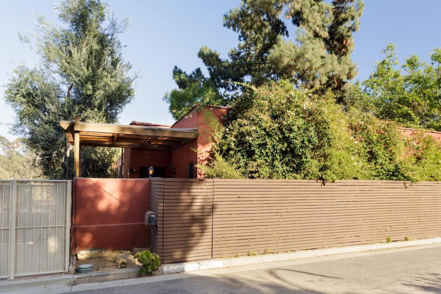 Silver Mid-century Nestled In The Treetops Los Angeles
